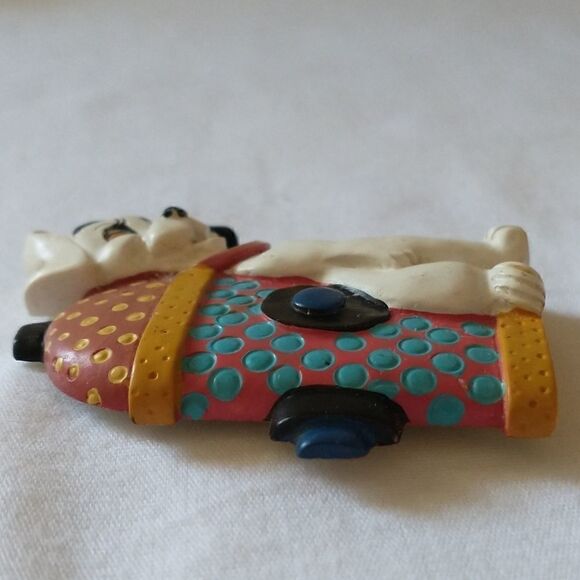 Disney 101 Dalmatians Magnet Puppy Dog Refrigerator Fire Hydrant Animation. Cond - Picture 3 of 10